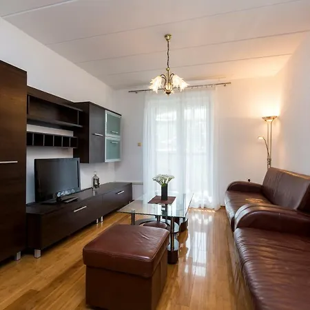 Abba Apartment *